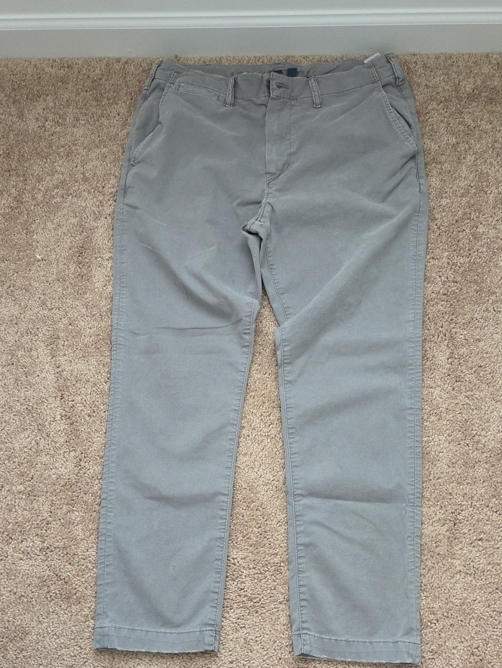 GAP Men's Light Gray Chino Pants